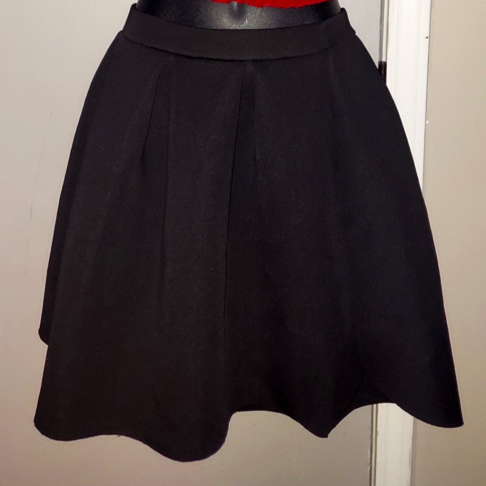 Black Voluminous Skirt